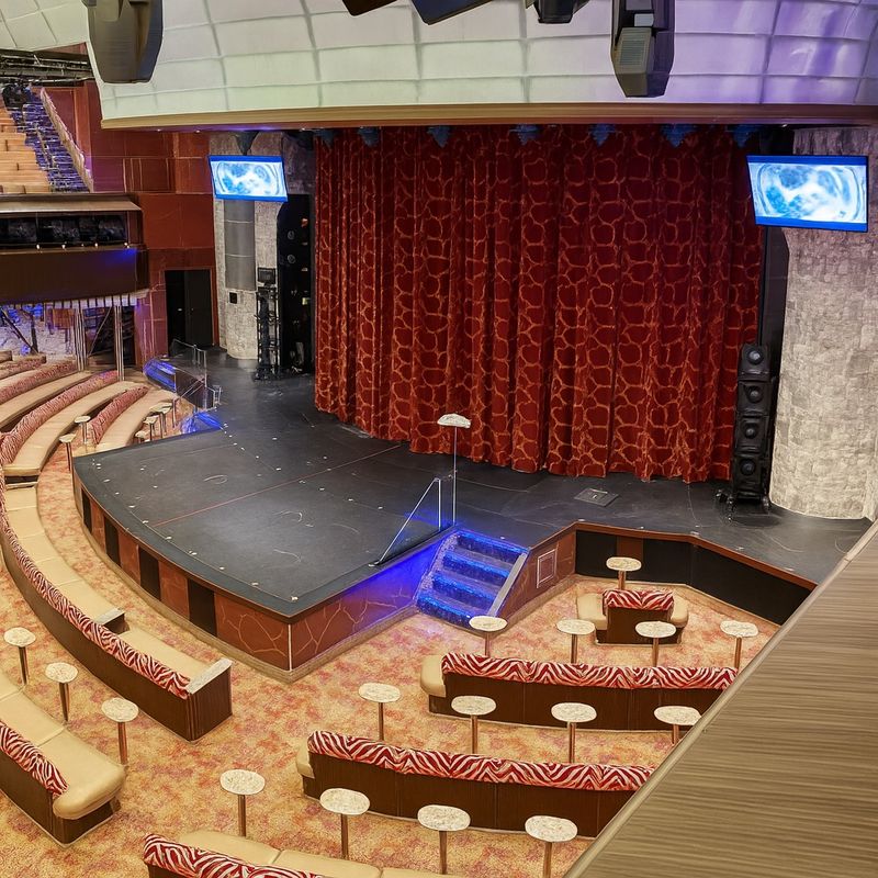Encore Main Lounge on the Carnival Dream
