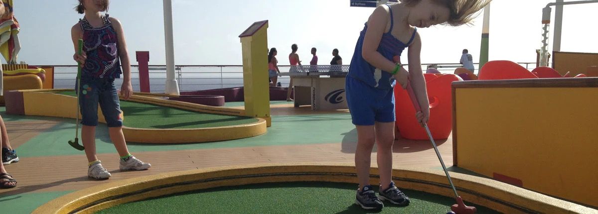 Mini Golf on the Carnival Horizon