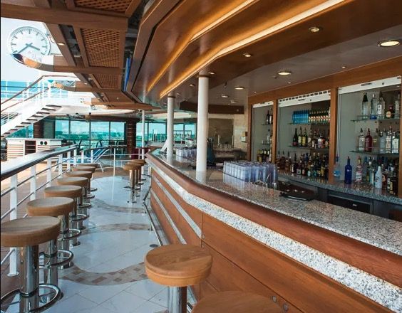 Oasis Bar on the Carnival Encounter