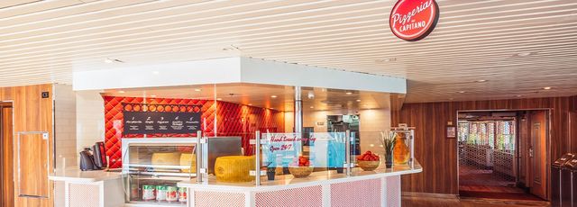 Pizzeria del Capitano on the Carnival Spirit