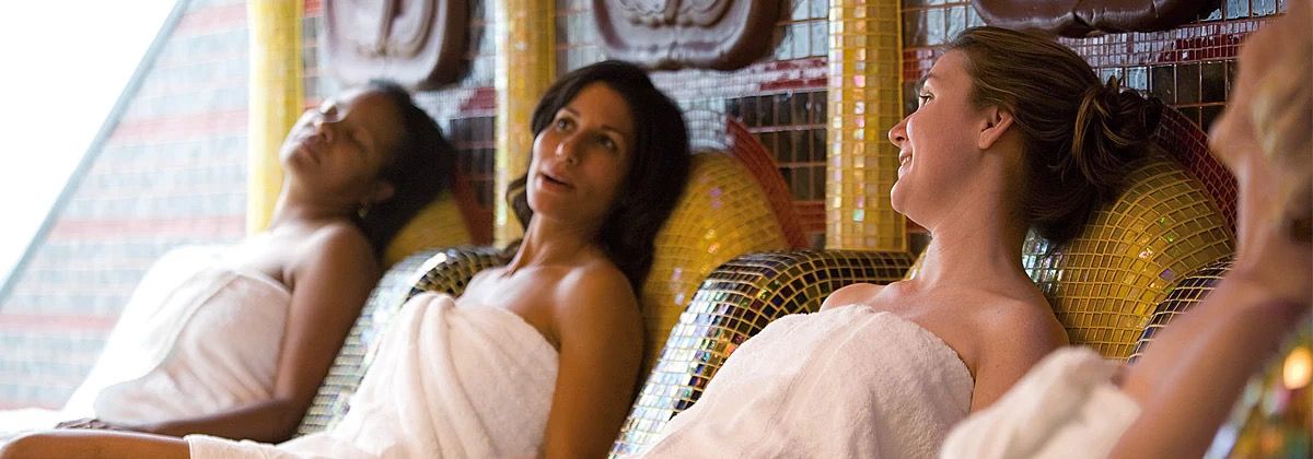 Spa Carnival on the Carnival Freedom