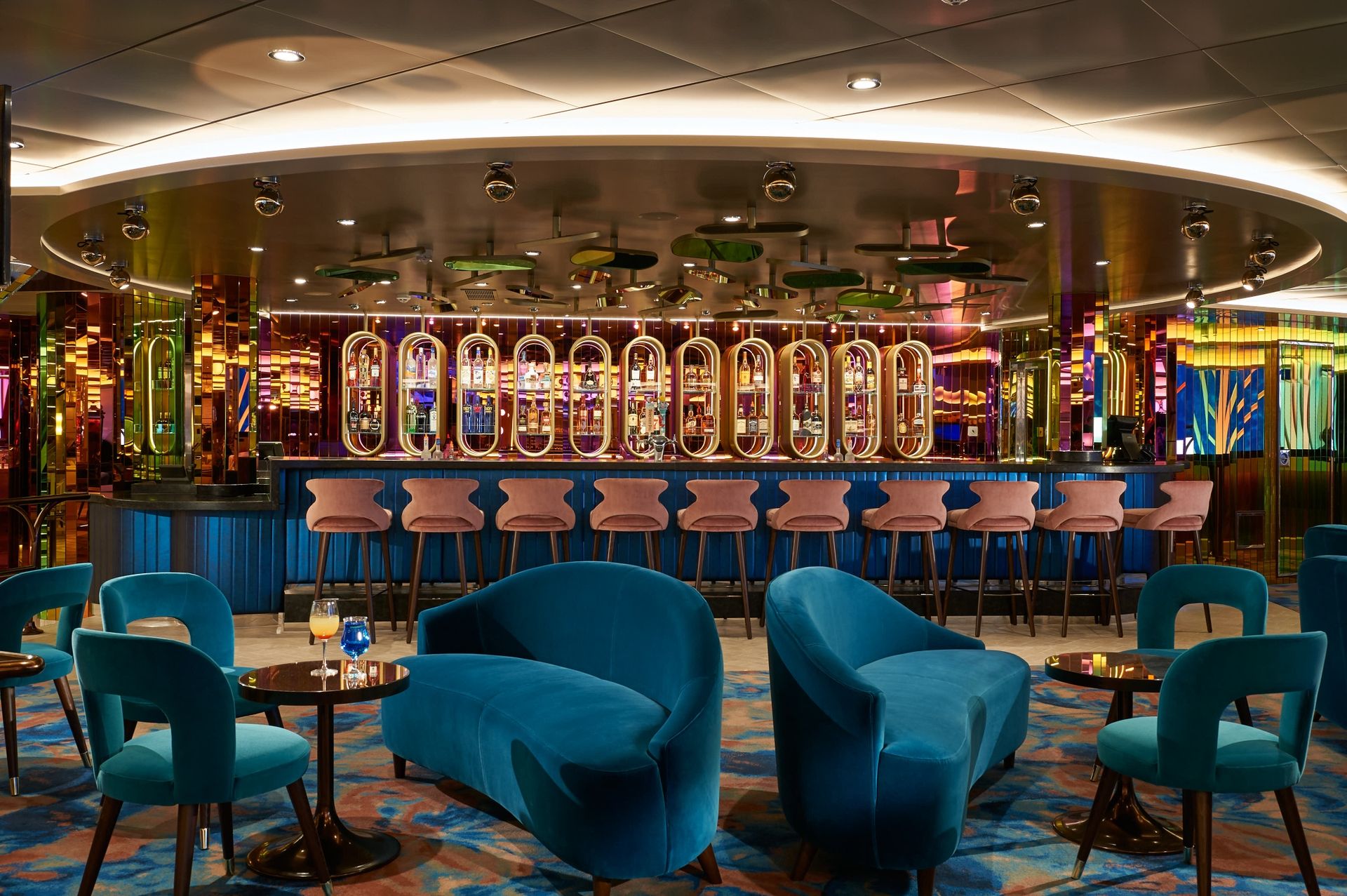 Center Stage Bar
