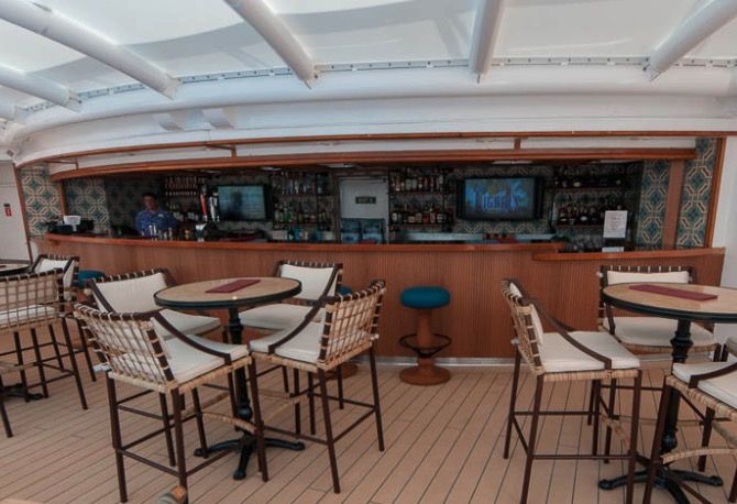 Signals Bar on the Disney Magic