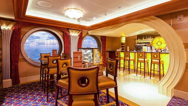 Vista Cafe on the Disney Dream