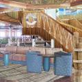 Far Side Of The World Lounge