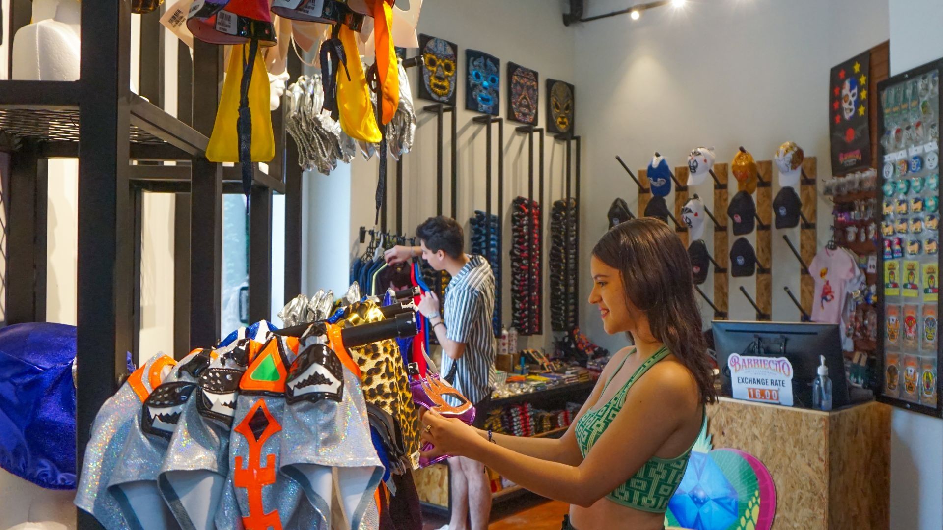 Retail Shops on the Margaritaville Islander