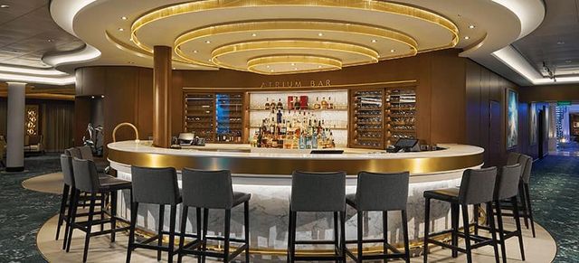 Atrium Bar on the Norwegian Getaway