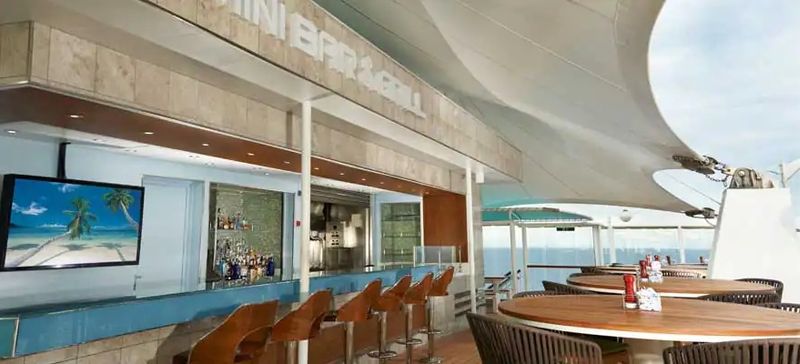 Bimini Bar & Grill on the Norwegian Dawn