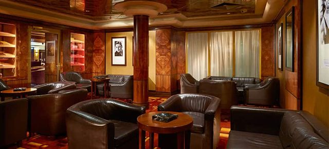 Corona Cigar Club on the Norwegian Gem