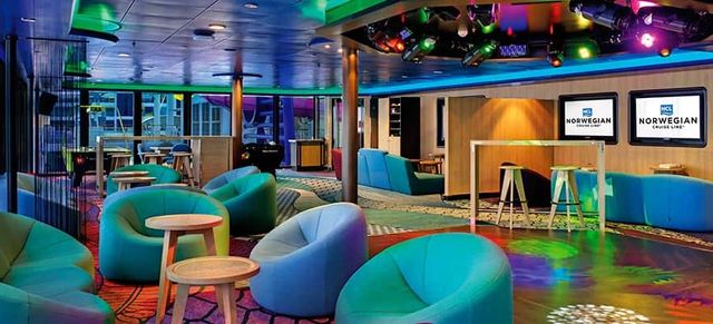 Entourage Teen Club on the Norwegian Viva