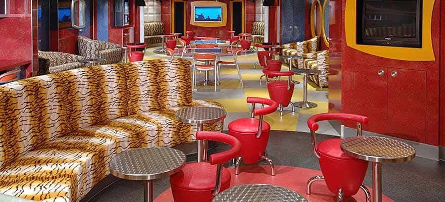 Entourage Teen Club on the Norwegian Pearl