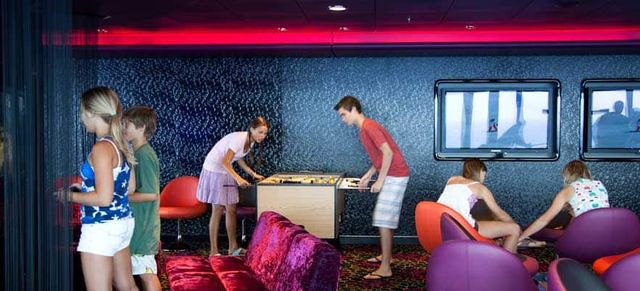 Entourage Teen Club on the Norwegian Viva