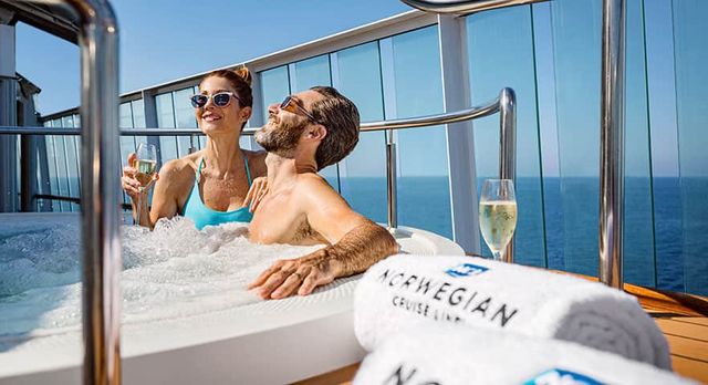 Hot Tubs on the Norwegian Encore