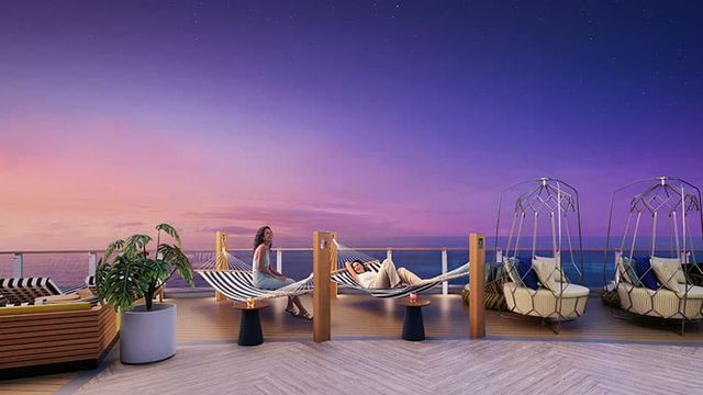 Indulge Outdoor Lounge on the Norwegian Prima