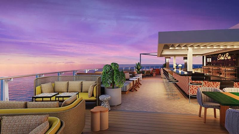 Indulge Outdoor Lounge on the Norwegian Prima