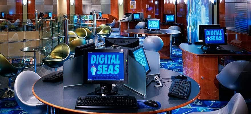 Internet Cafe on the Norwegian Star