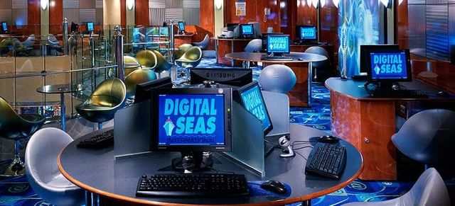 Internet Cafe on the Norwegian Getaway