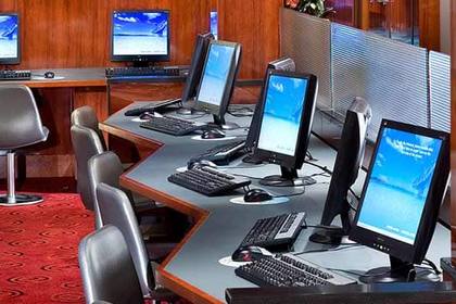 Internet Desk