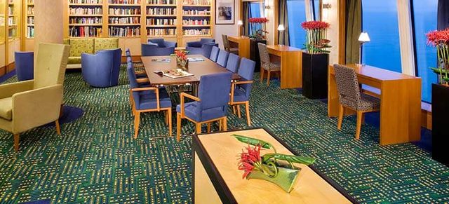 Library on the Norwegian Encore