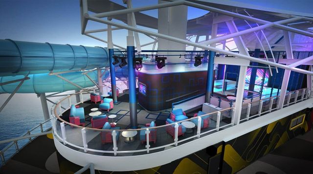 Luna Theater And Club on the Norwegian Luna