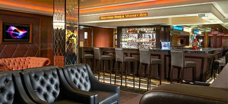 Maltings Beer & Whiskey Bar on the Norwegian Pearl