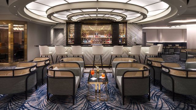 Metropolitan on the Norwegian Viva