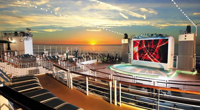 Spice H2O on the Norwegian Breakaway