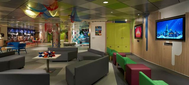 Splash Academy on the Norwegian Sun