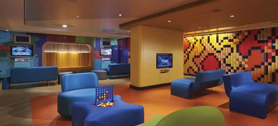 Splash Academy on the Norwegian Viva