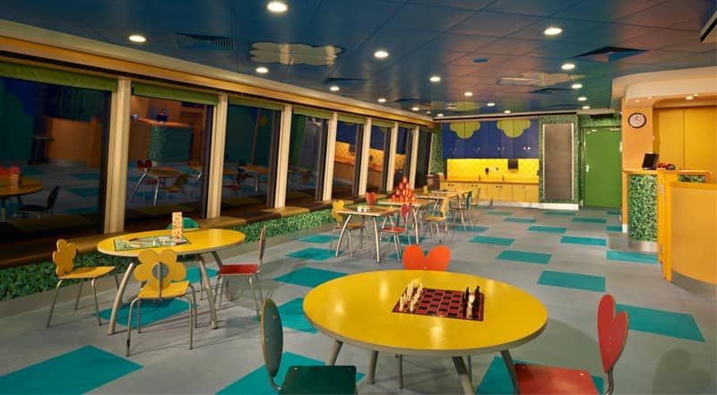 Splash Academy on the Norwegian Viva