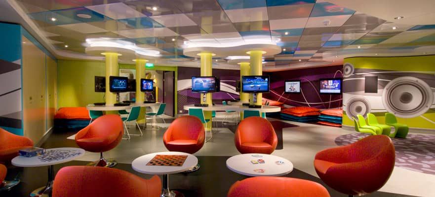 Splash Academy on the Norwegian Viva