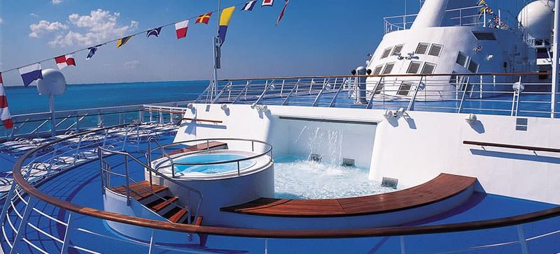 Splashes Children's Pool on the Norwegian Sky