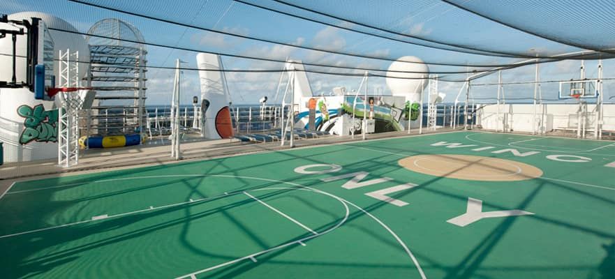 Sports Complex on the Norwegian Getaway