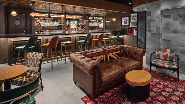 Syd Norman's Pour House on the Norwegian Aqua