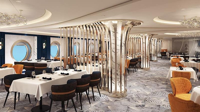 The Commodore Room on the Norwegian Aqua