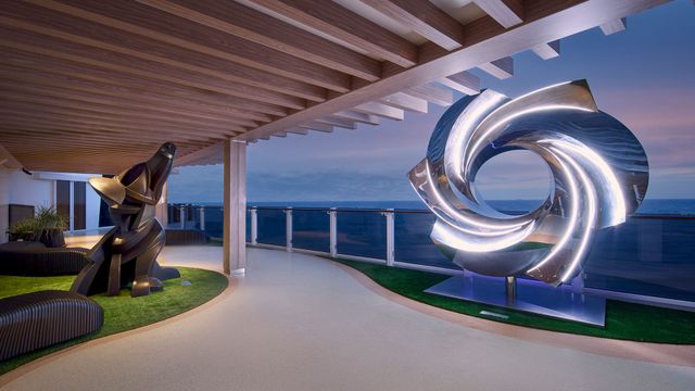 The Concourse on the Norwegian Aqua