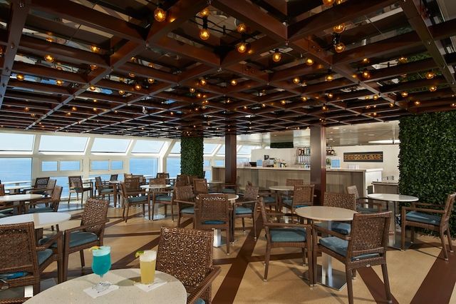 Pergola Bar on the Carnival Venezia