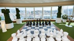 Deck Chess Set