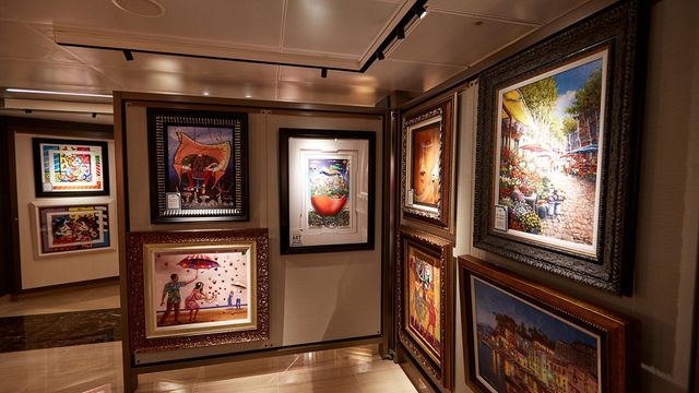 Fine Arts Gallery on the Crown Princess