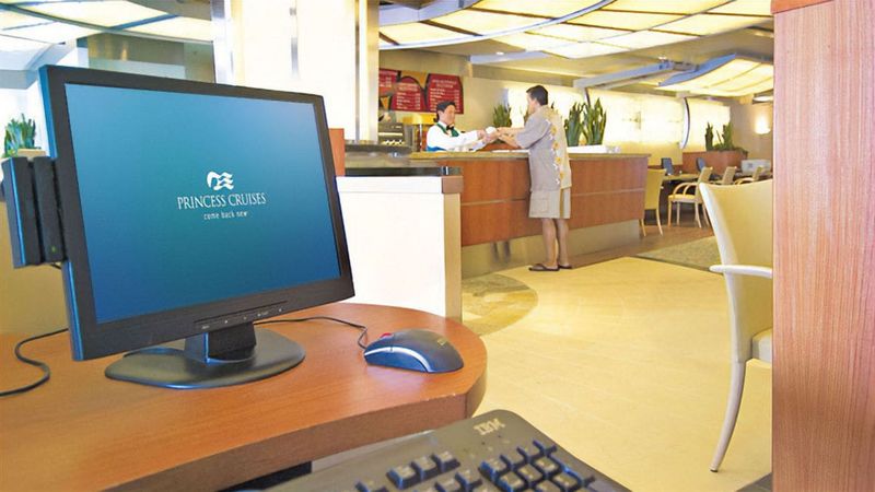 Internet Cafe And Library on the Ruby Princess