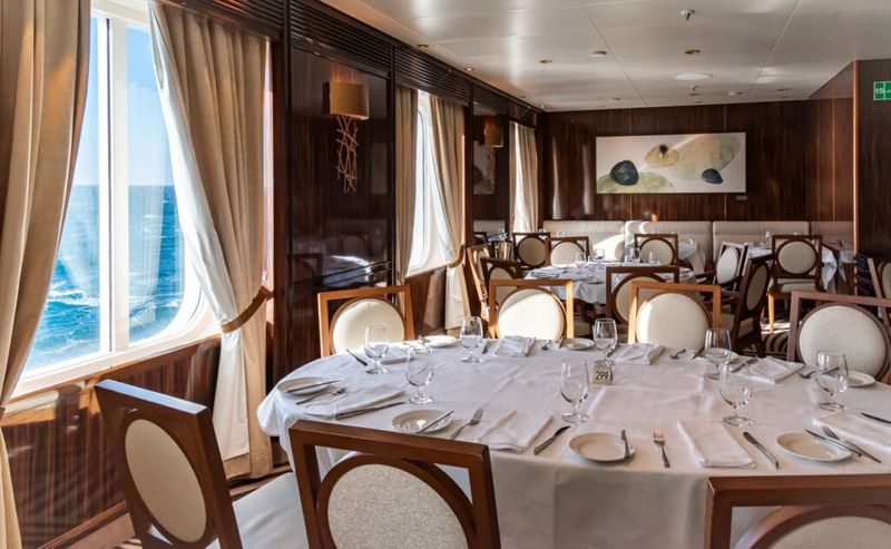 Ketchikan Dining Room on the Discovery Princess