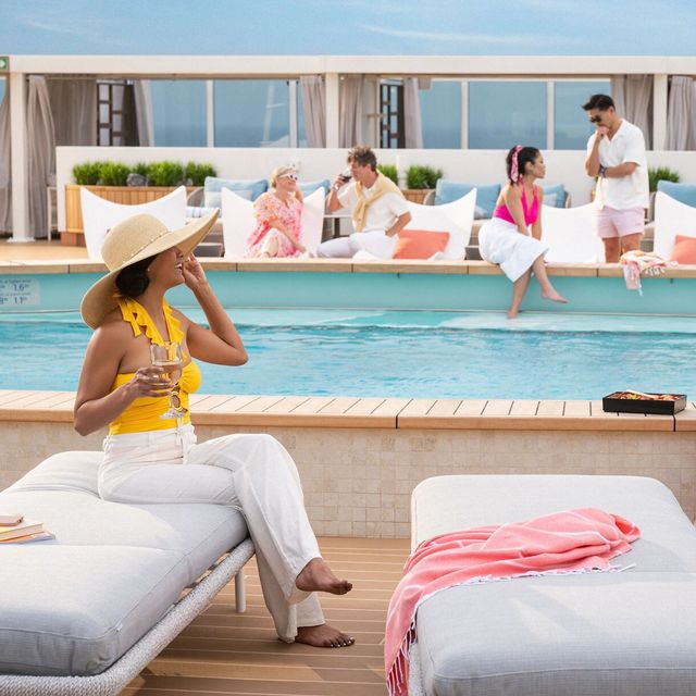 Sanctuary Pool on the Sun Princess