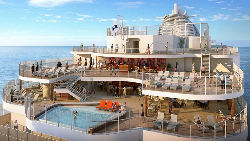Wake View Pool on the Discovery Princess