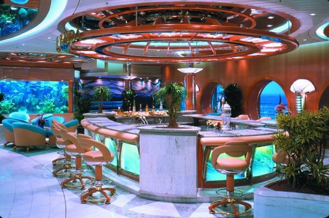 Aquarium Bar on the Adventure of the Seas