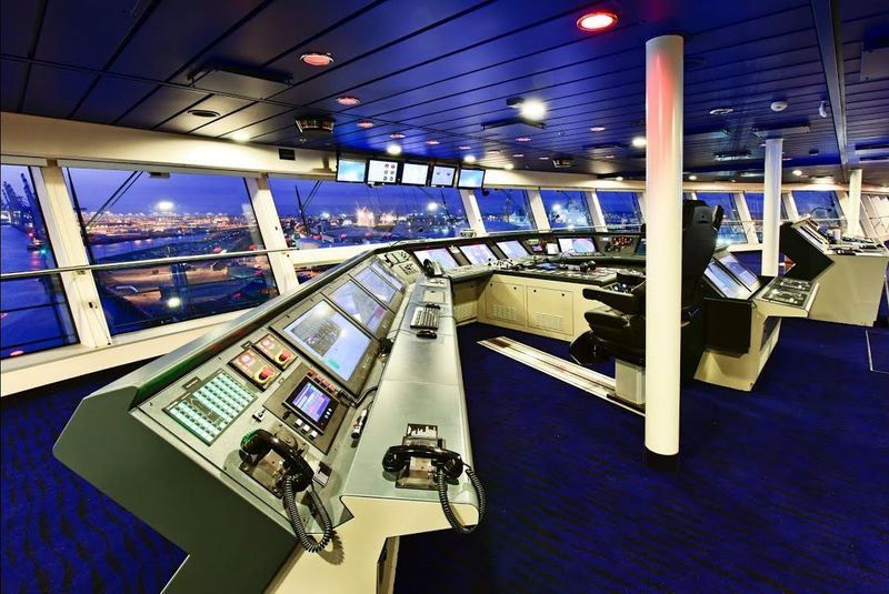 Bridge on the Radiance of the Seas