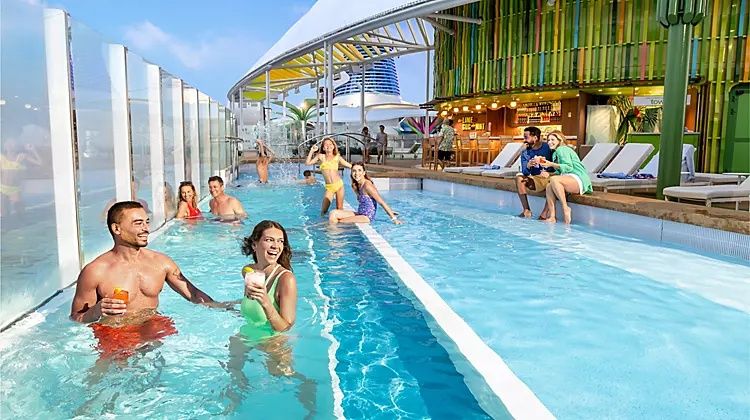 Cloud 17 Pool on the Star of the Seas