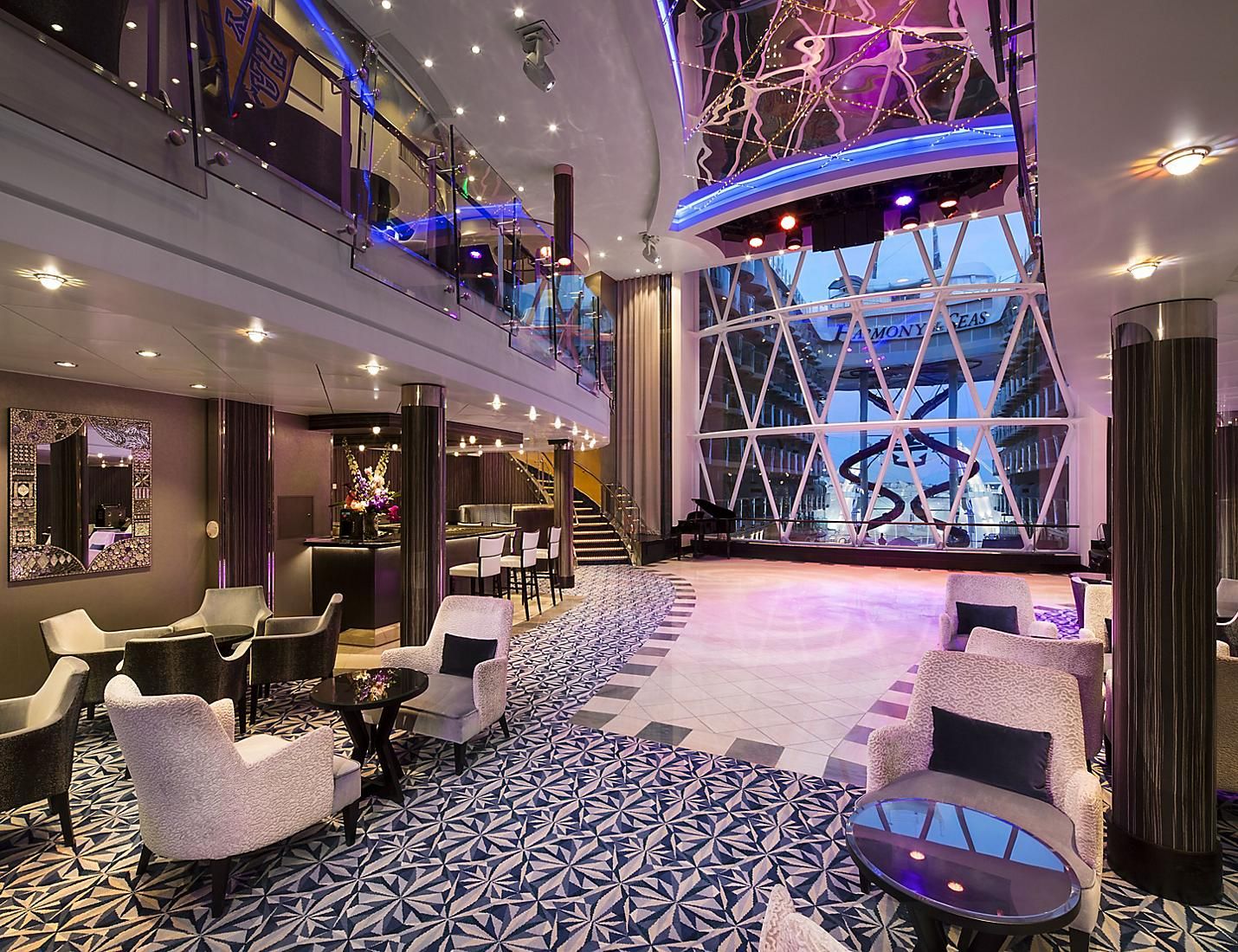 Dazzles on the Symphony of the Seas