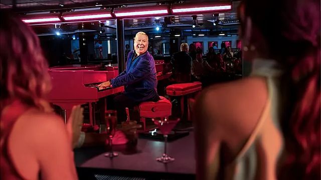 Dueling Pianos on the Legend of the Seas