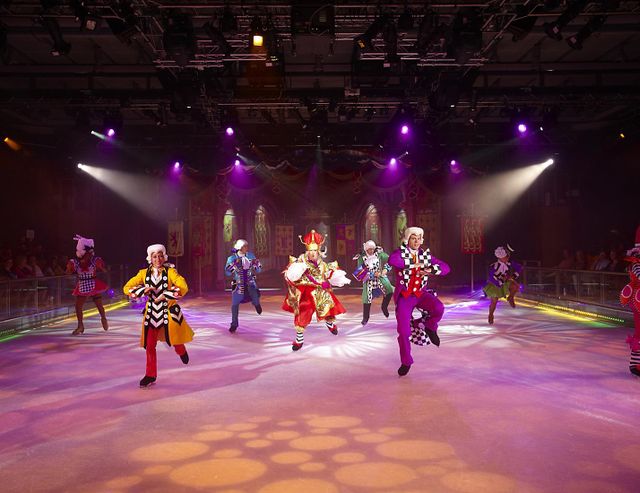 Ice Skating Shows on the Navigator of the Seas
