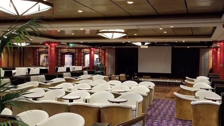 Imperial Lounge on the Adventure of the Seas